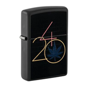 IMG_1923.png Zippo 420 Glow-in-the-Dark Windproof Lighter